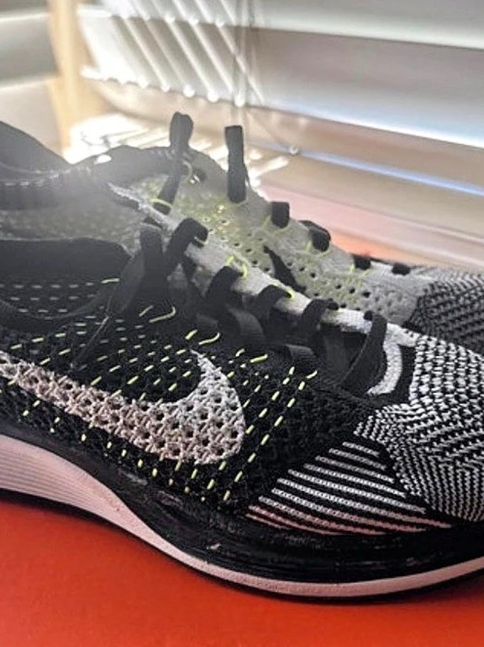 Nike Flyknit Racer Athletic Shoes Black & White US 7.5